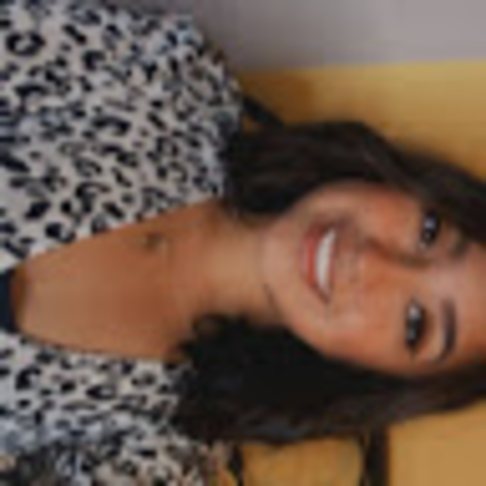 Meet your Posher, Julia